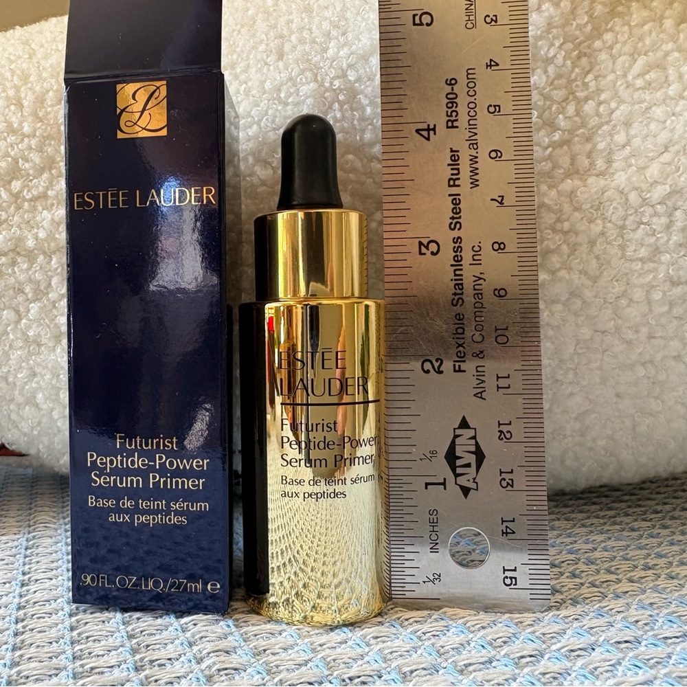 Estée Lauder Futurist Peptide-Power Serum Primer